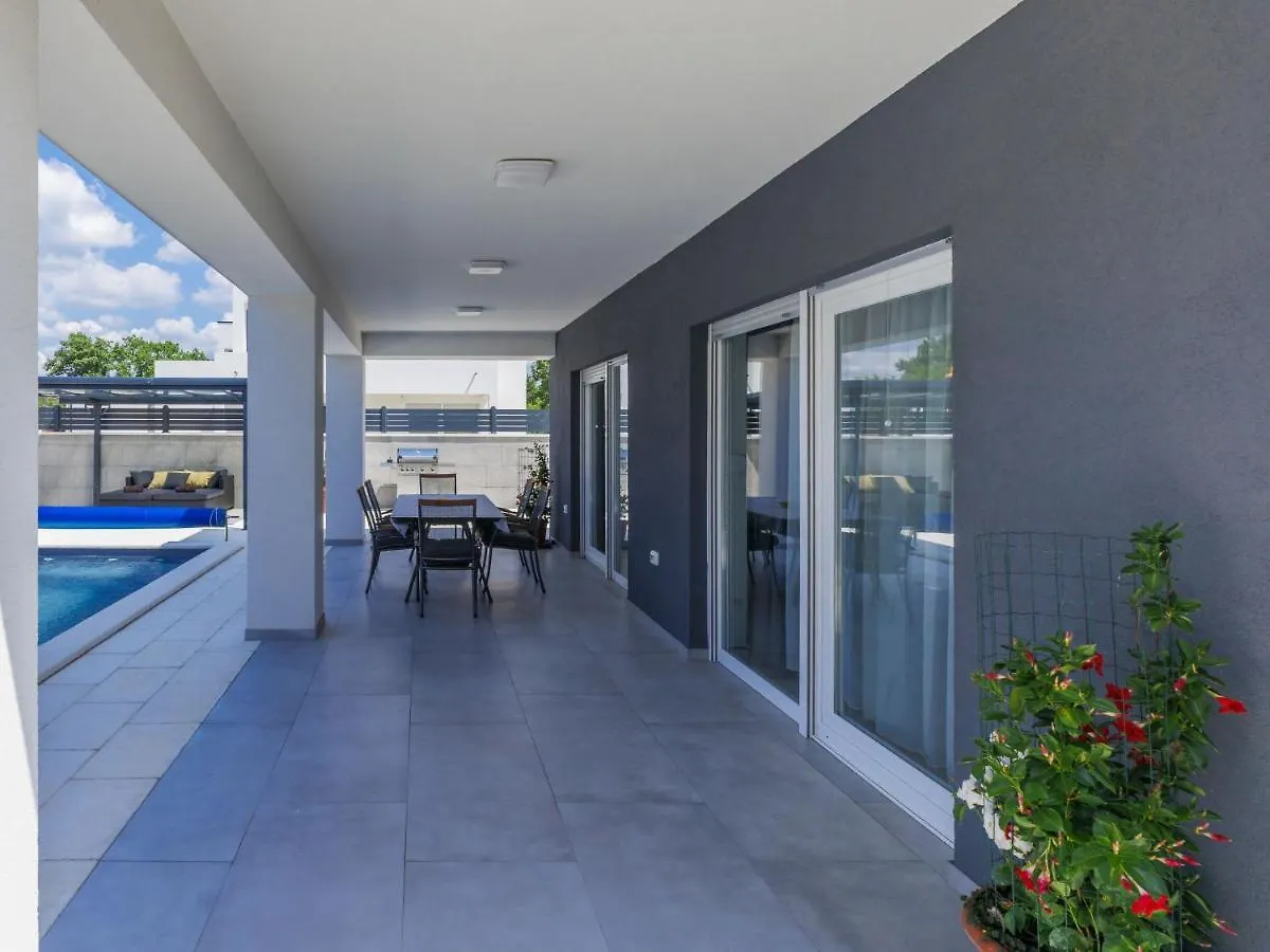 Villa Drago By Interhome Vodnjan