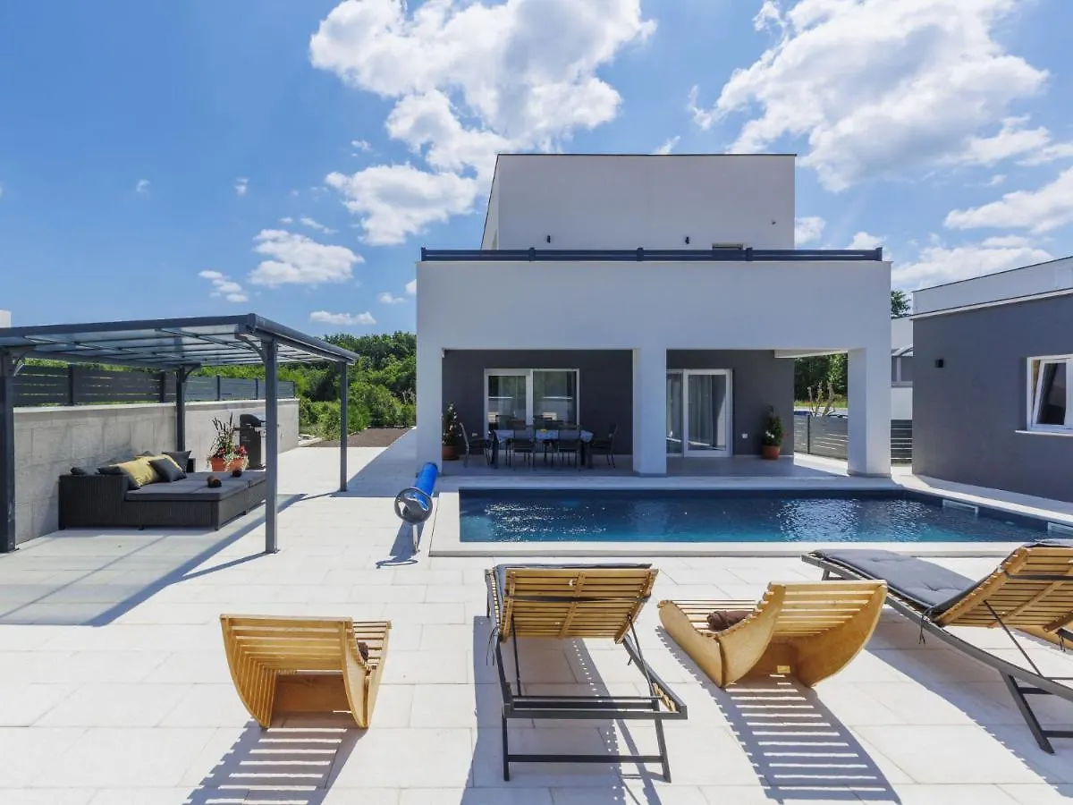 Villa Drago By Interhome Vodnjan
